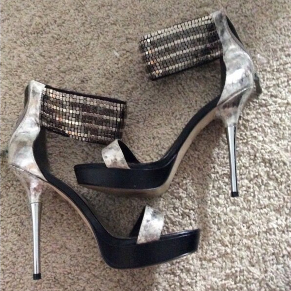 Bebe heels